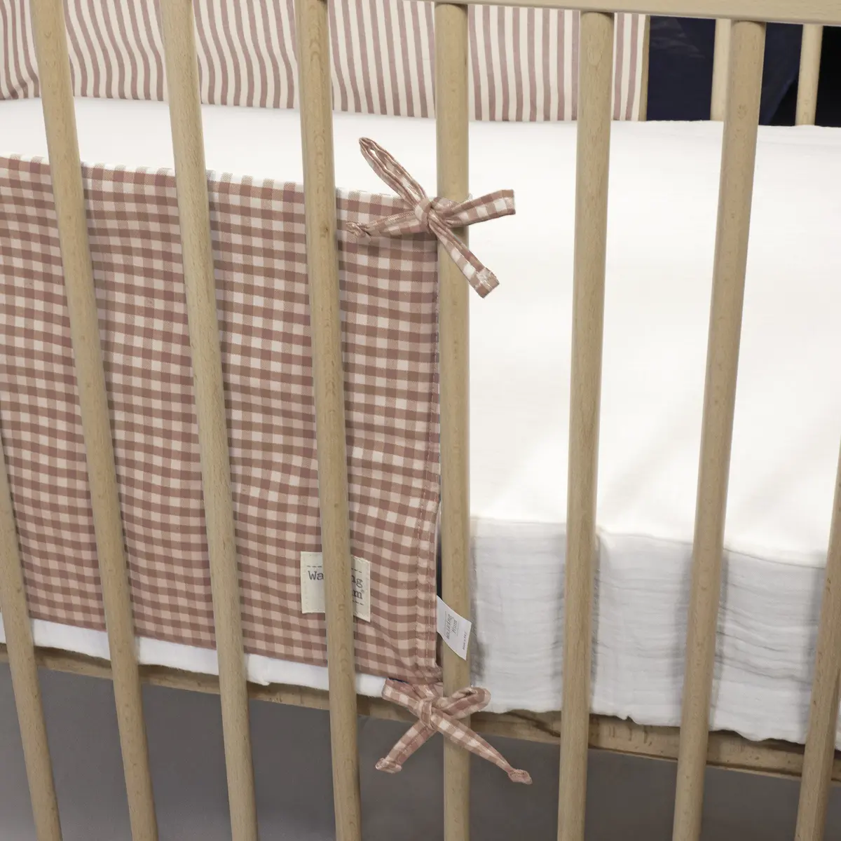 Protector cuna 120x60 cm Praliné Vichy/Rayas Moka - Imagen 5