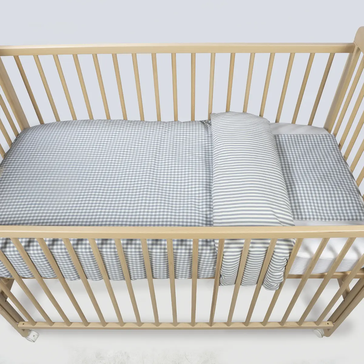Edredón + bajera + almohada cuna 120x60 cm Praliné Vichy/Rayas Matcha TOG 2,5 - Imagen 2