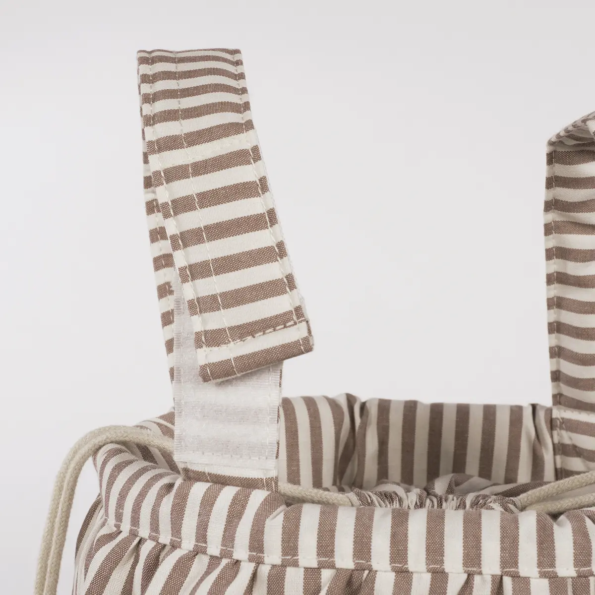 Bolso Bucket Praliné Rayas Moka - Imagen 4