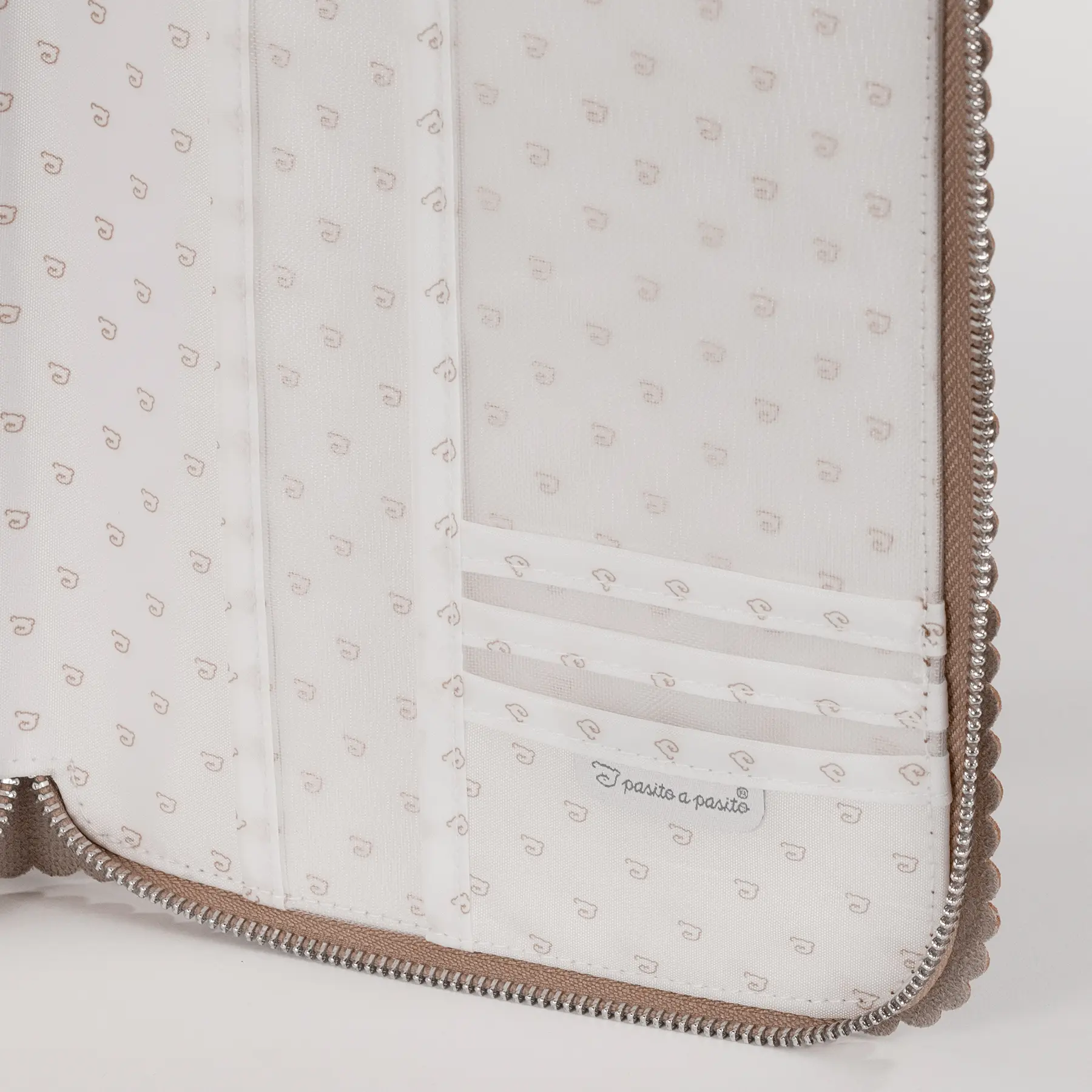 Portadocumentos Bebé Icon Caramel - Imagen 4