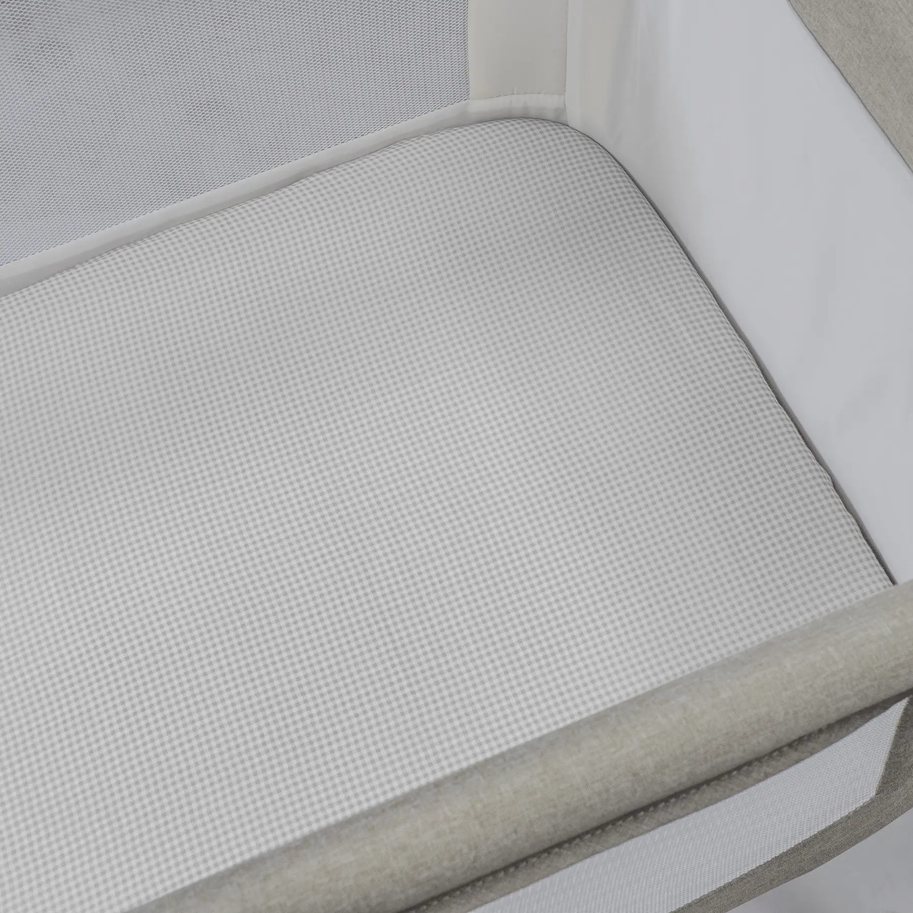 Sábana bajera cuna 90x50 cm Little Bloom Vichy Gris - Imagen 3