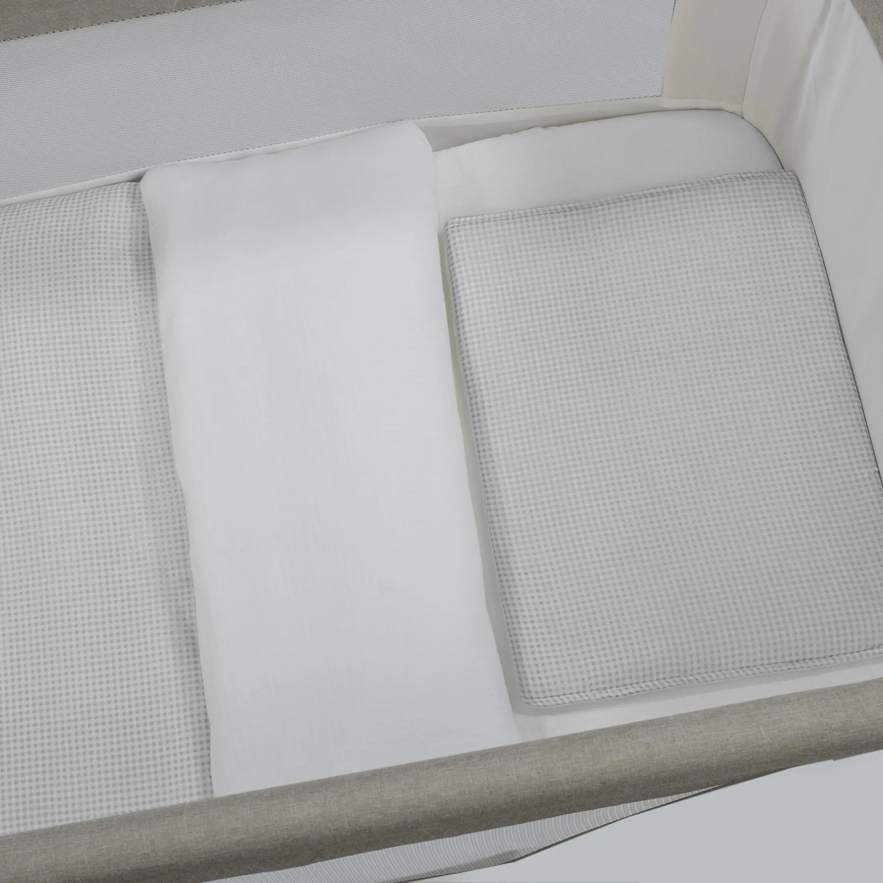 Edredón + sábana bajera + almohada cuna 90x50 cm Little Bloom Vichy Gris TOG 2,5 - Imagen 4